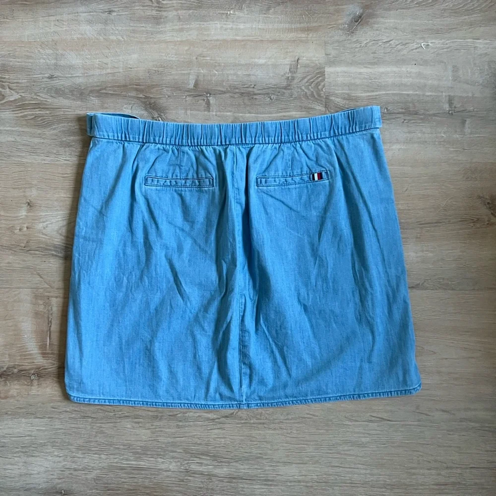 Tommy Hilfiger Light Blue Denim Tie-Waist Skirt